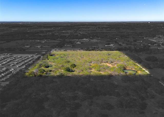 Property at 200 W Indian Hills Rd, Joshua, TX 76058