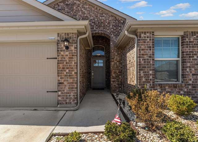 Property at 6017 Blacksmith Ave, Fort Worth, TX 76179, 4 beds, 2 baths
