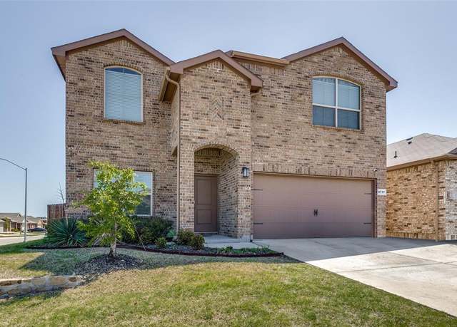 Property at 9737 Walnut Cove Dr, Fort Worth, TX 76108, 4 beds, 2.5 baths