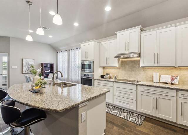 Property at 1117 Summer Ln, Mckinney, TX 75071, 3 beds, 2 baths