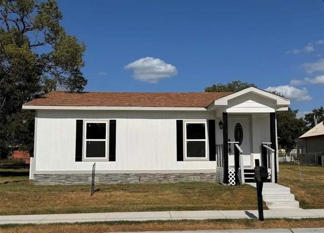 Property at 413 N 2nd St, Princeton, TX 75407, 2 beds, 2 baths