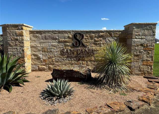 Property at 121 Dan Russell Bnd, Weatherford, TX 76087