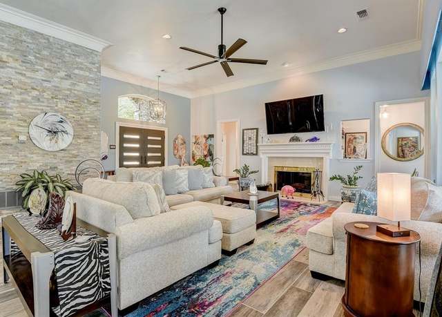 Property at 5211 Vicksburg Dr, Arlington, TX 76017, 4 beds, 3 baths