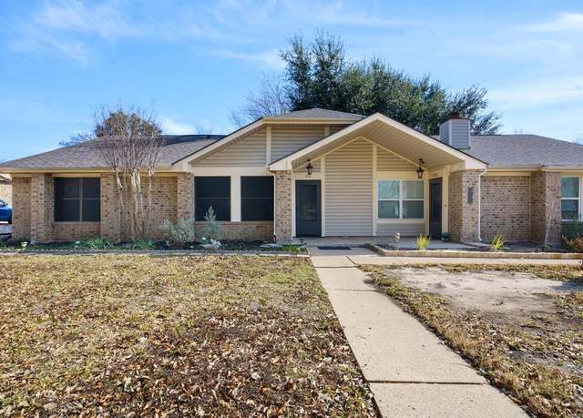 Property at 802 Blessing Creek Dr, Euless, TX 76039, 2 beds, 2 baths