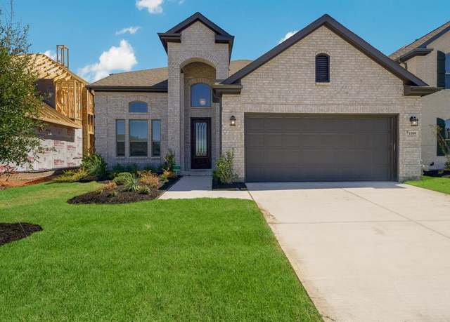Property at 1724 Highwood Rd, Forney, TX 75126, 5 beds, 3.5 baths