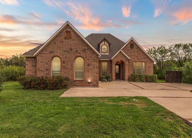 Property at 22209 Field St, Whitney, TX 76692, 3 beds, 2.5 baths
