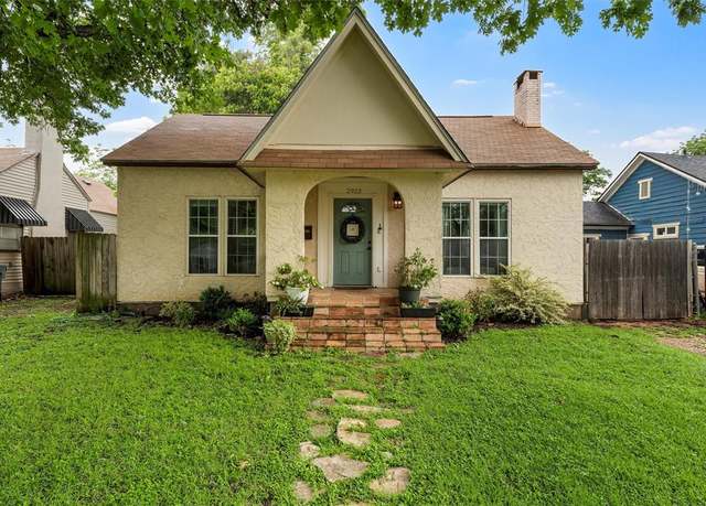 Property at 2923 Live Oak Ave, Waco, TX 76708, 2 beds, 2 baths