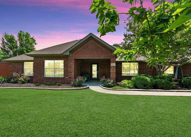Property at 805 Cross Timbers Dr, Mckinney, TX 75069, 3 beds, 2 baths