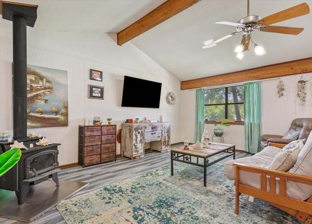Property at 340 County Road 1768, Clifton, TX 76634, 3 beds, 1.5 baths