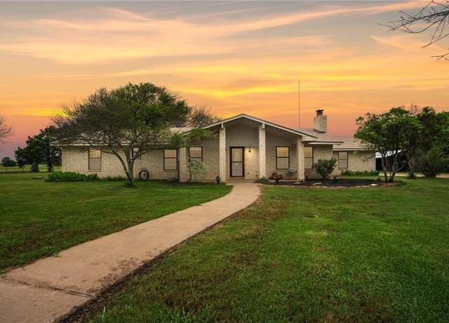 Property at 299 E Central, Lorena, TX 76655, 3 beds, 2 baths