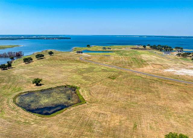 Property at 245 Sailview Ct, Honey Grove, TX 75446
