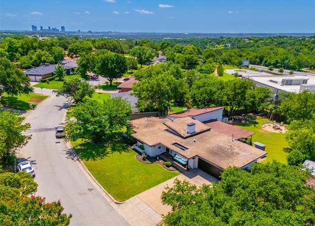 Property at 4925 Terrace Trl, Fort Worth, TX 76114, 4 beds, 3 baths