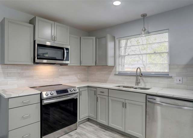 Property at 11057 Delford Cir, Dallas, TX 75228, 3 beds, 2 baths