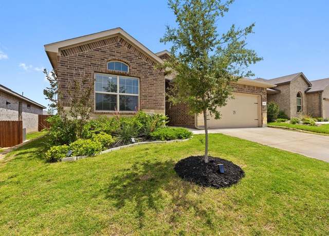 Property at 140 Orchard Pines Pl, Boyd, TX 76023, 4 beds, 2 baths