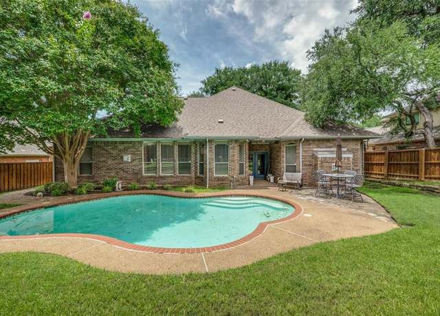 Property at 1904 Woodland Blvd, Flower Mound, TX 75022, 4 beds, 3 baths