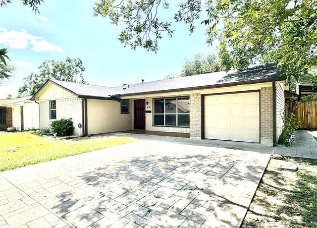 Property at 4135 Hyde Park Dr, Mesquite, TX 75150, 3 beds, 2 baths