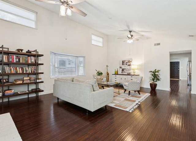 Property at 4702 Wateka Dr, Dallas, TX 75209, 3 beds, 2 baths