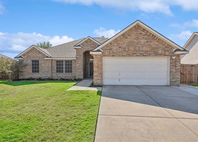 Property at 229 Highmeadow Rd, Aubrey, TX 76227, 4 beds, 2 baths