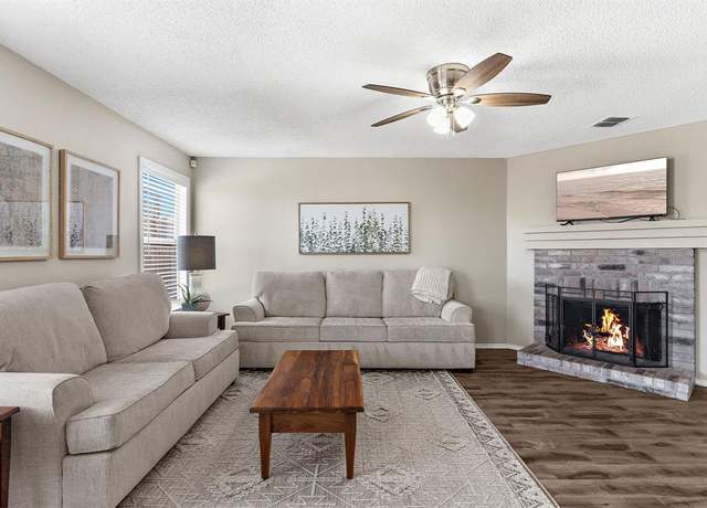 Property at 4418 Cedar Crest Dr, Mckinney, TX 75070, 4 beds, 2.5 baths