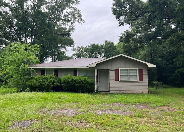 Property at 3246 Hiawatha Dr, Shreveport, LA 71107, 3 beds, 1 bath