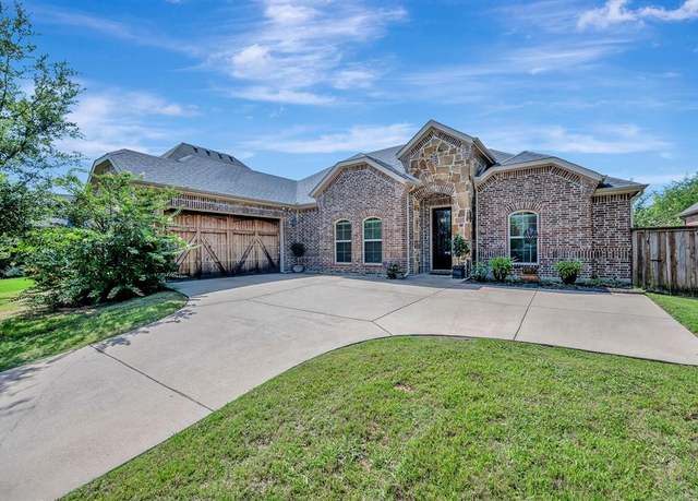 Property at 129 Mckinley Dr, Burleson, TX 76028, 4 beds, 2 baths