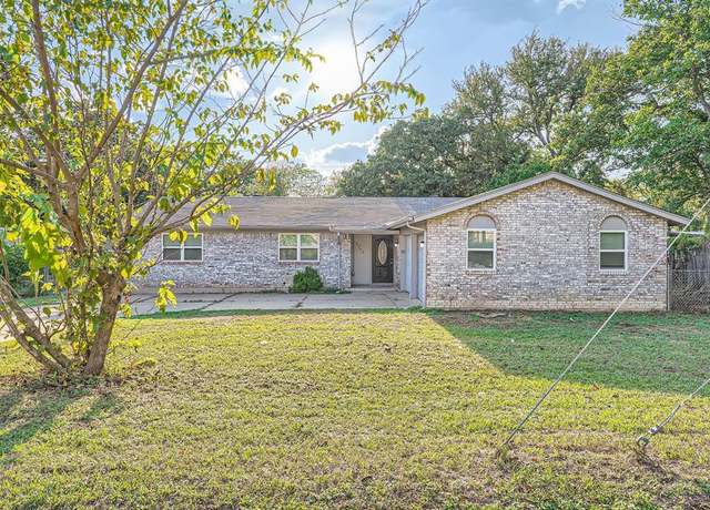 Property at 6246 Guilford St, Forest Hill, TX 76119, 4 beds, 2 baths