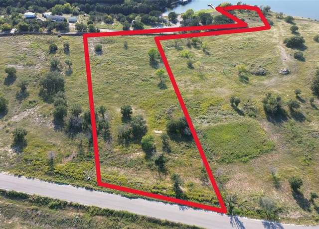 Property at 718 R C Luker Ct, Granbury, TX 76048