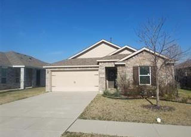 Property at 2757 Tobias Ln, Aubrey, TX 76227, 3 beds, 2 baths