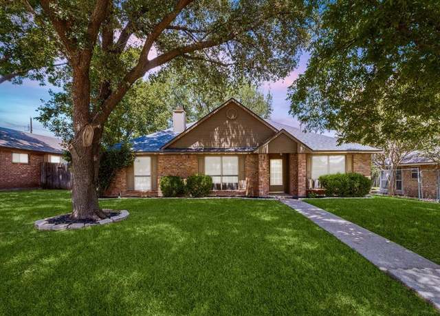 Property at 7701 Seascape Dr, Rowlett, TX 75088, 3 beds, 2 baths