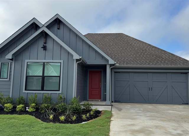 Property at 1749 River Bend Rd, Burleson, TX 76028, 4 beds, 2 baths
