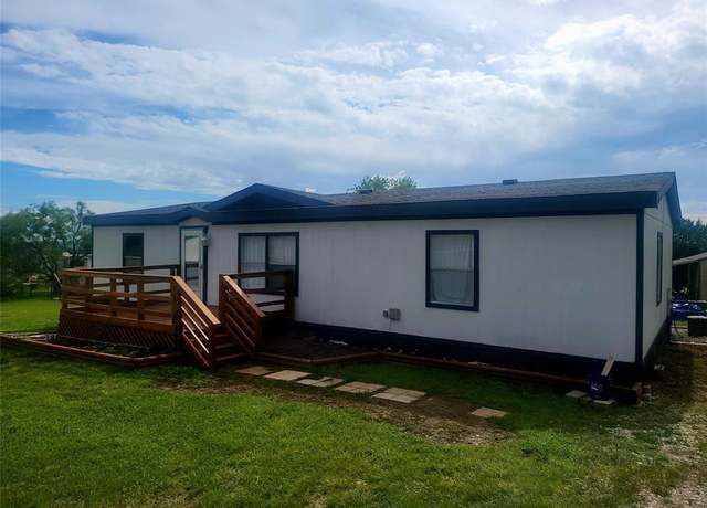 Property at 312 Rising View Ct, Weatherford, TX 76085, 3 beds, 2 baths