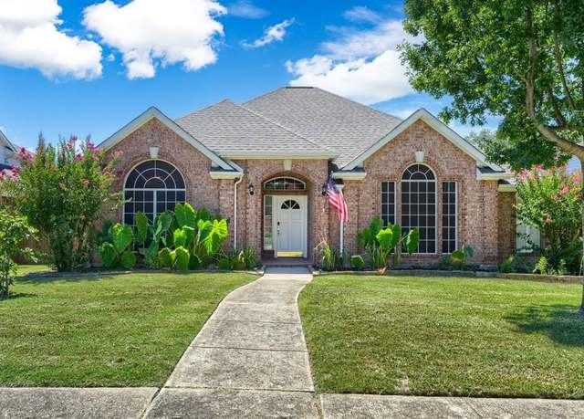 Property at 3403 Chapelwood Dr, Sunnyvale, TX 75182, 4 beds, 3 baths