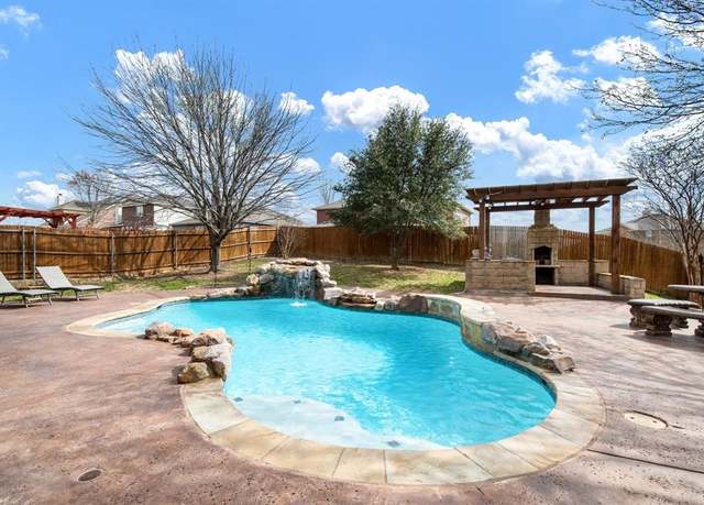 Property at 1602 Crescent Oak St, Wylie, TX 75098, 5 beds, 3.5 baths