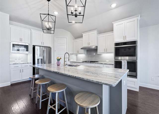Property at 3906 Greenbrier Dr, Melissa, TX 75454, 4 beds, 3 baths