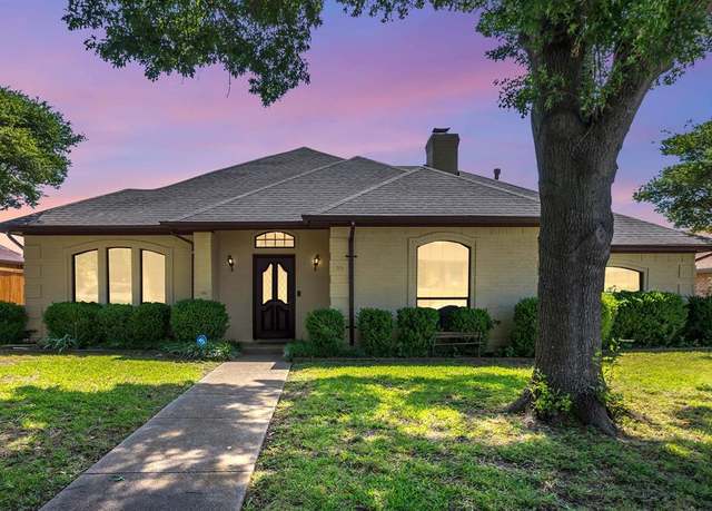 Property at 225 Wildwood Dr, Desoto, TX 75115, 3 beds, 2 baths