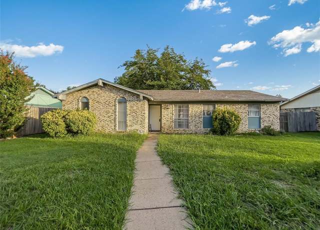 Property at 810 Pleasant Valley Rd, Garland, TX 75040, 3 beds, 1.5 baths