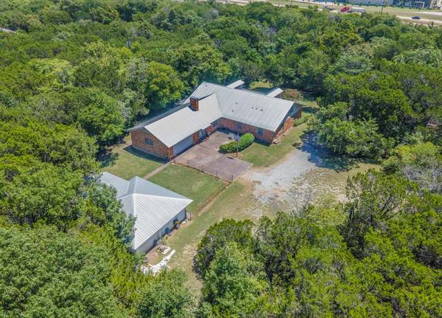 Property at 1047 S Highway 67 Hwy, Cedar Hill, TX 75104, 3 beds, 2.5 baths