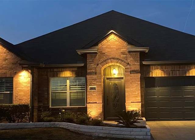 Property at 113 Ravinia Ct, Oak Point, TX 75068, 3 beds, 2 baths