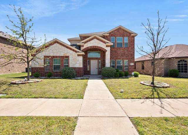 Property at 2044 Glen Hollow Dr, Lancaster, TX 75134, 3 beds, 2.5 baths
