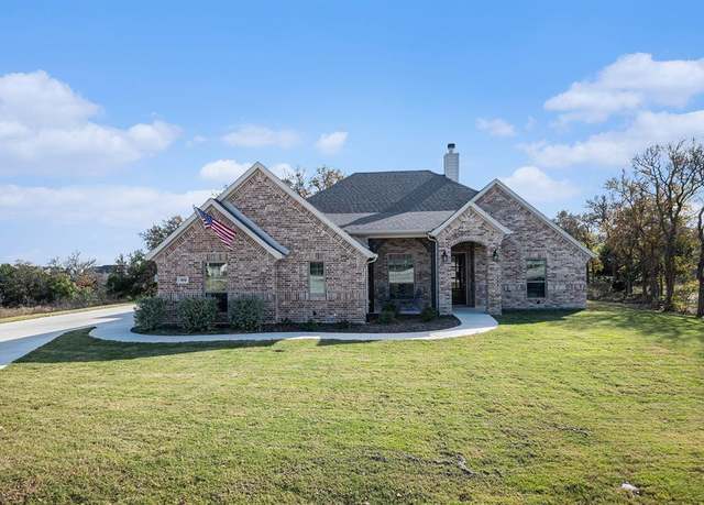 Property at 404 Lacey Oak Ct, Weatherford, TX 76085, 3 beds, 2 baths