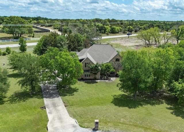 Property at 1417 Saratoga Ln, Aledo, TX 76008, 4 beds, 3 baths