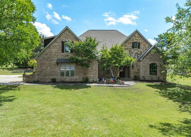 Property at 1417 Saratoga Ln, Aledo, TX 76008, 4 beds, 3 baths