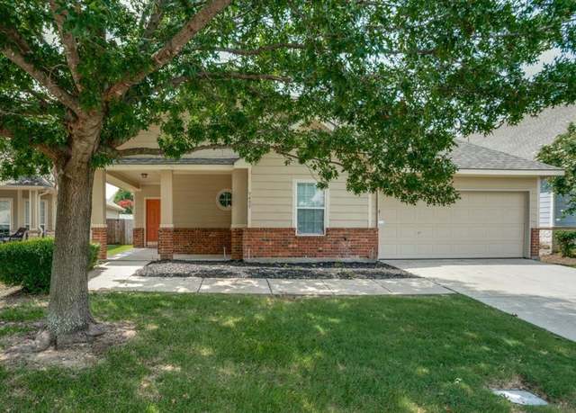 Property at 9405 Log Run Ct, Mckinney, TX 75072, 4 beds, 2 baths