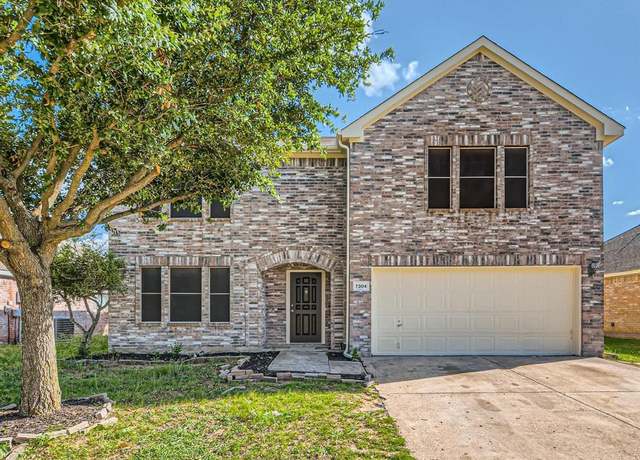 Property at 7304 Lake Whitney Dr, Arlington, TX 76002, 3 beds, 2.5 baths