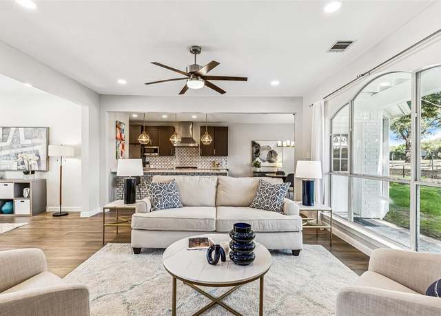 Property at 12008 Hermitage Ln, Frisco, TX 75035, 4 beds, 2.5 baths