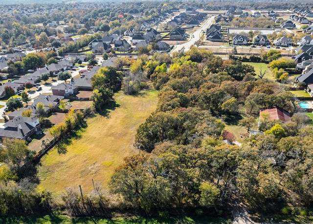 Property at 2341 N Main St, Mansfield, TX 76063, 3 beds, 1 bath