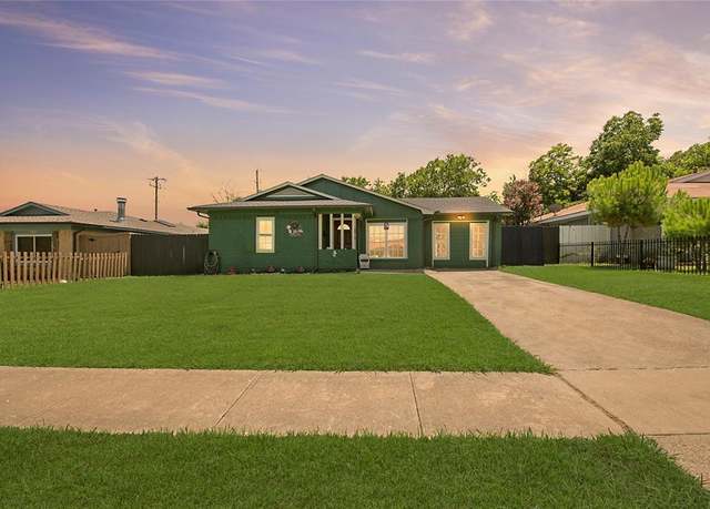 Property at 2204 Anita Dr, Mesquite, TX 75149, 4 beds, 1.5 baths