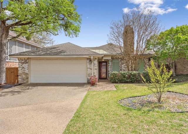 Property at 50 Sugar Creek Place Pl, Woodway, TX 76712, 3 beds, 2 baths
