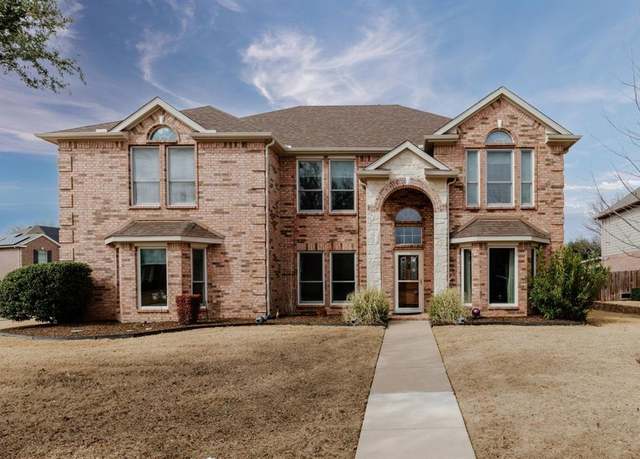 Property at 4801 Winterview Dr, Mansfield, TX 76063, 5 beds, 3.5 baths