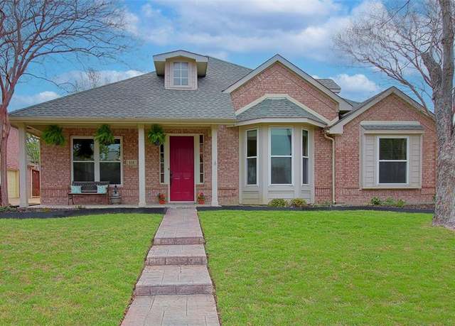Property at 131 Sweetgum Dr, Murphy, TX 75094, 4 beds, 2 baths